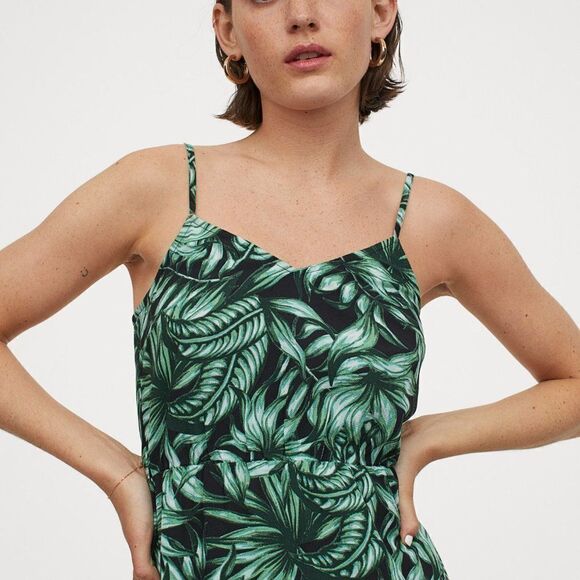 Crêped Maxi Dress Leaves Floral H&M Medium - Picture 3 of 5